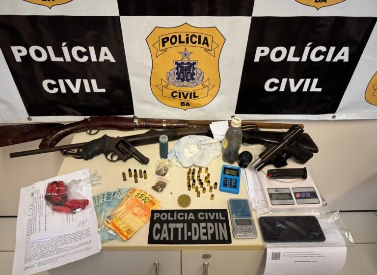  Polícia Civil prende três criminosos e apreende armas e drogas em operação