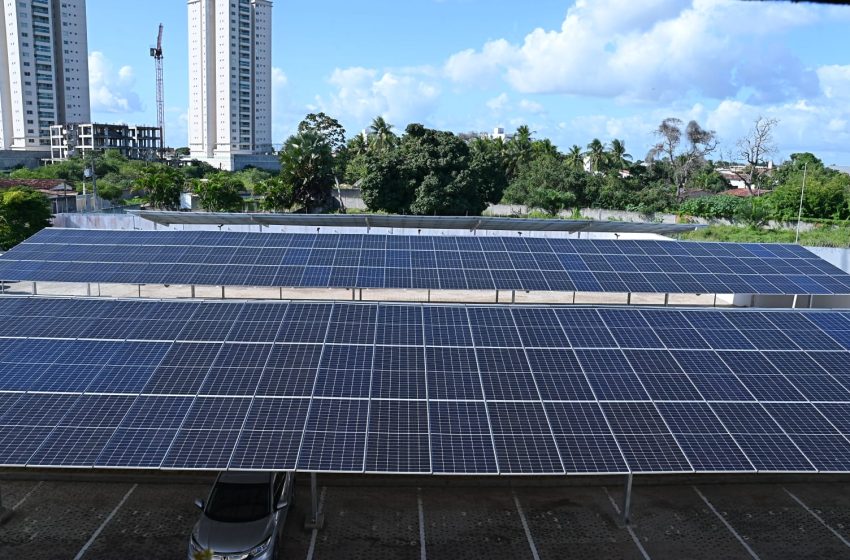  Promotoria de Feira de Santana ganha usina de energia solar e se torna autossustentável