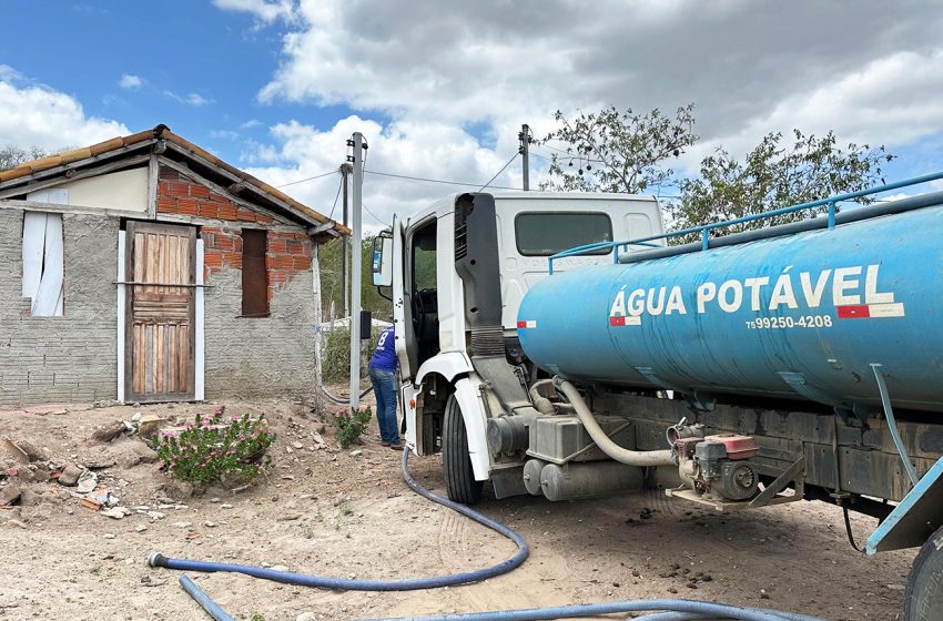  Operação Carros-Pipa: Mais de 2.000 abastecimentos realizados na zona rural este ano