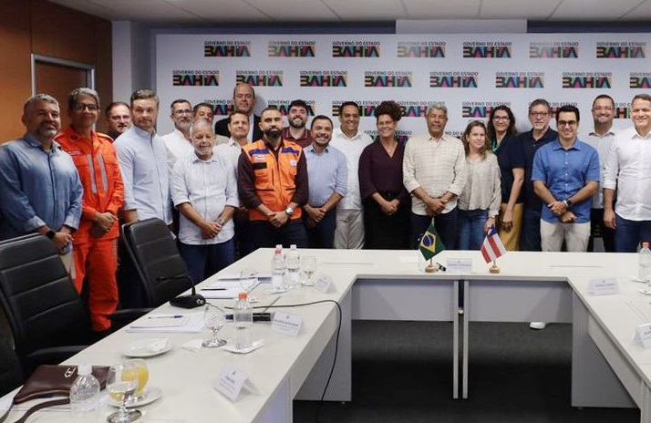 Governador reúne equipe para definir novas ações emergenciais de convivência com a seca na Bahia