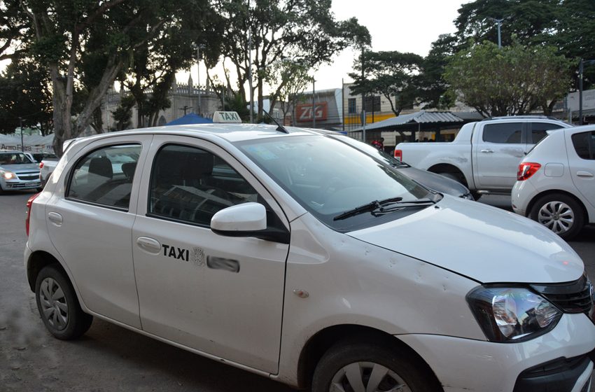  Prefeitura divulga cassações e inclusões de novos táxis