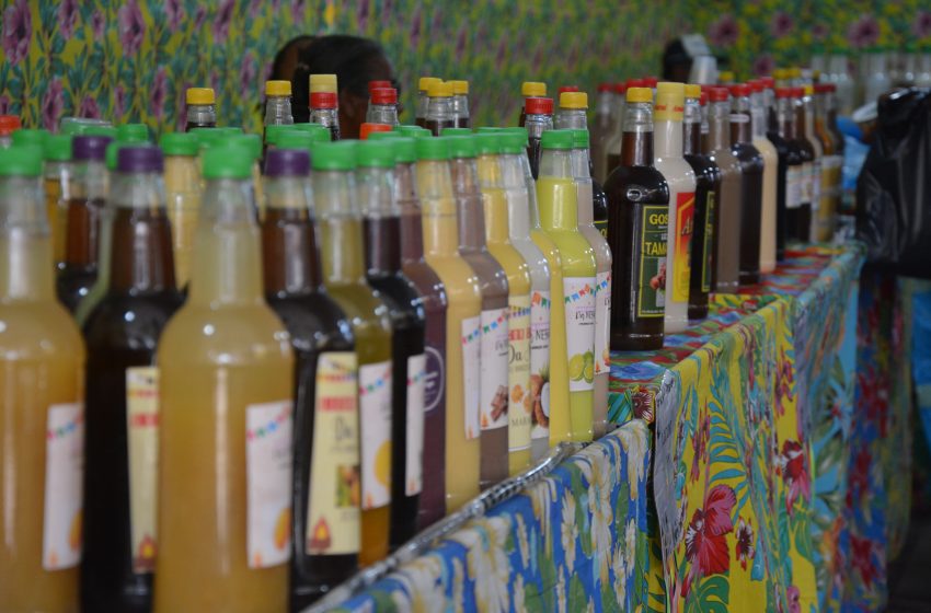 Variedade de comidas e bebidas no Arraiá do Comércio é festa animada para os olhos