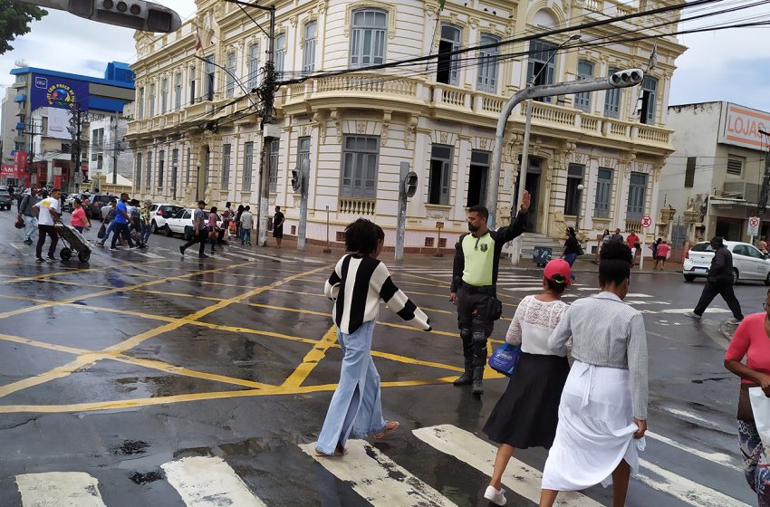  SMT iniciará pintura de faixas de pedestres após período chuvoso