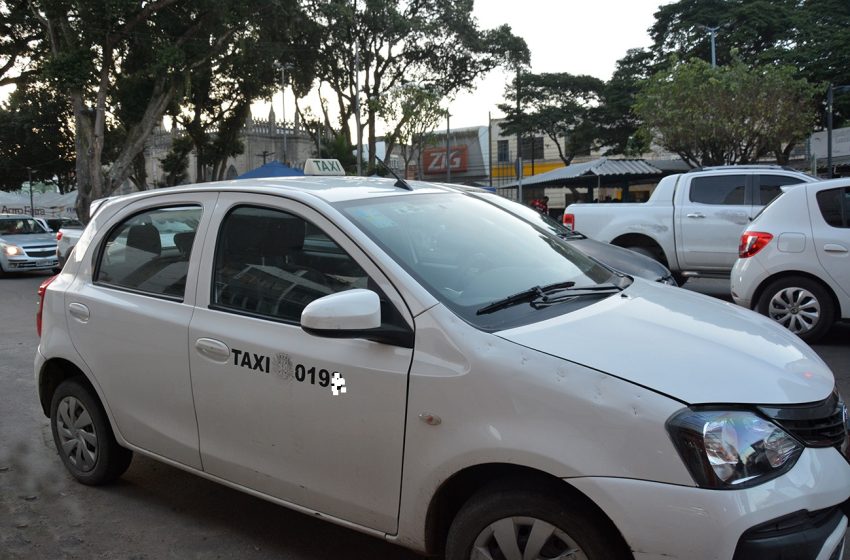 Taxistas feirenses apreensivos com exigência de curso, pela Secretaria de Mobilidade