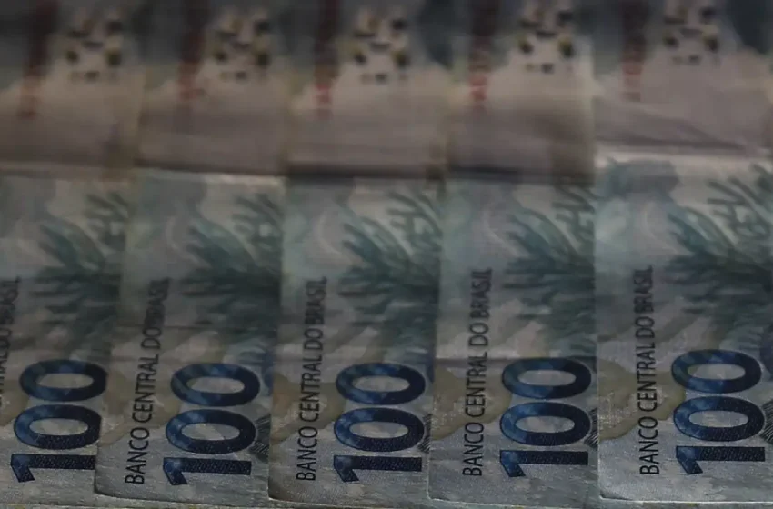  Saiba como resgatar dinheiro investido no Banco Master