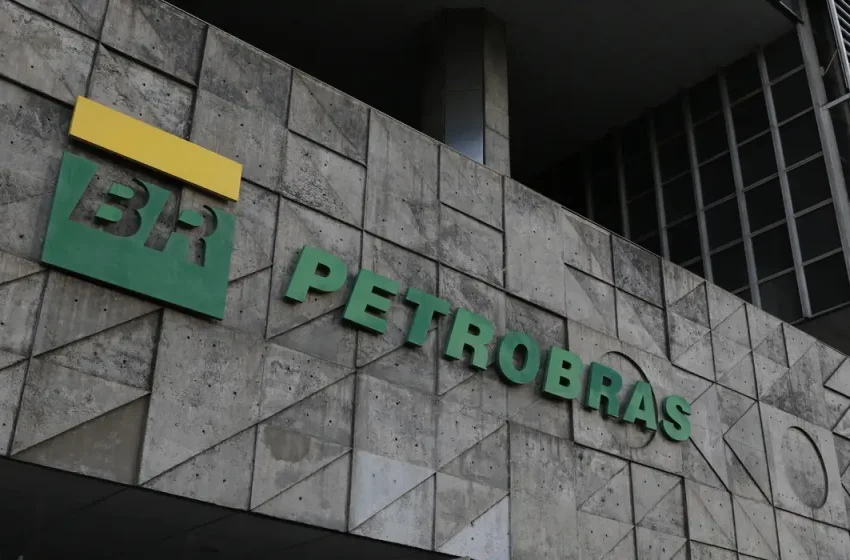  Petrobras anuncia lucro líquido de R$ 32,7 bi no terceiro trimestre