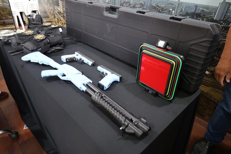  Feira de Santana recebe equipamentos modernos com uso de inteligência artificial para treinamento da Guarda Municipal