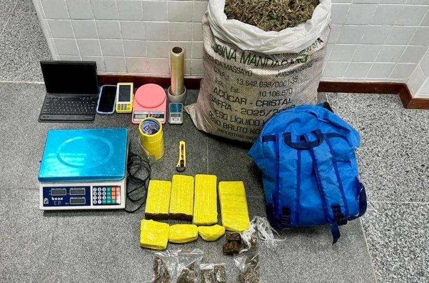  PM apreende mais de 13 kg de drogas e desarticula ponto de distribuição no 35º BI