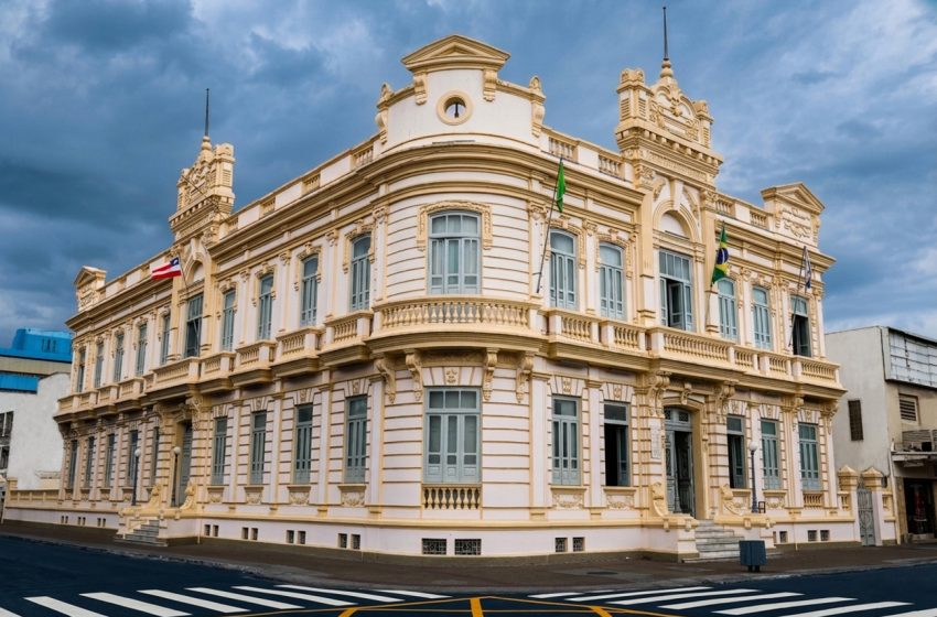  Prefeitura de Feira convoca 291 novos professores; serão contratados pelo Reda