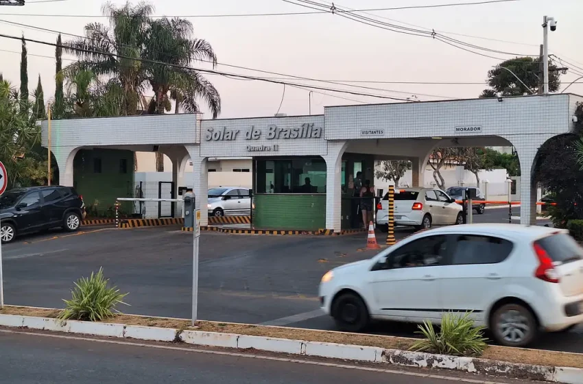  Moraes vai decidir se Bolsonaro continuará em prisão domiciliar