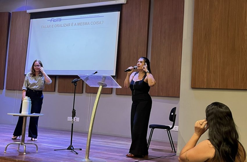 Seduc qualifica profissionais para atendimento a estudantes surdos