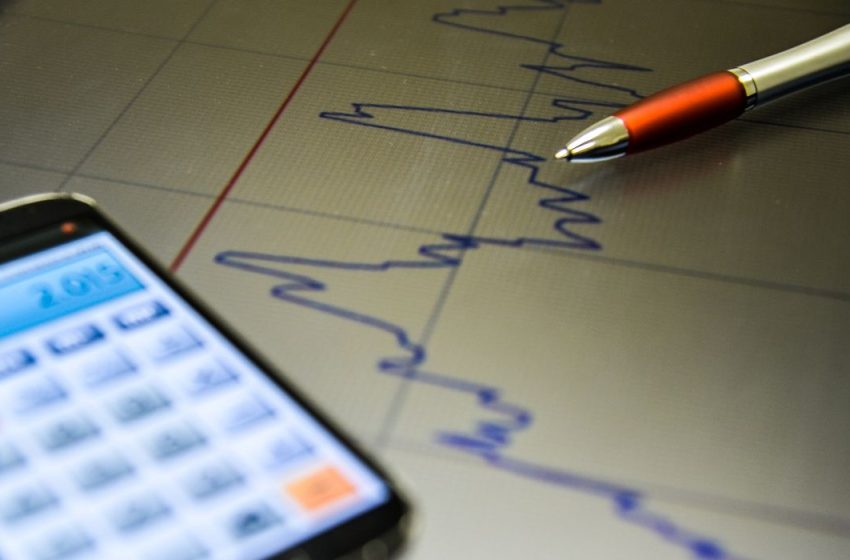  Mercado reduz projeção para crescimento da economia em 2026