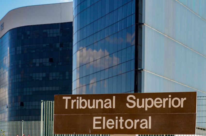  TSE recebeu mais de 50 mil denúncias de propaganda irregular